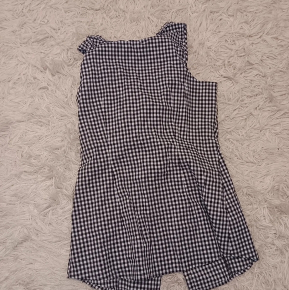 The Limited Women's S Essential Shirt Gingham Ruffle Sleeveless Black White - Picture 2 of 4